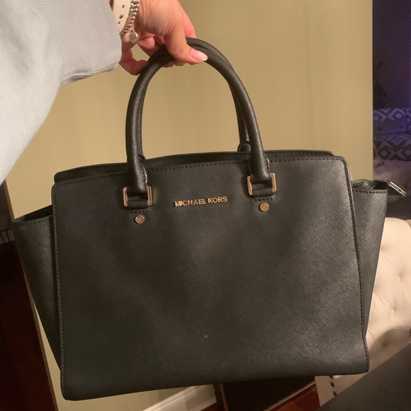 Michael Kors Handbags - Michael Kors Handbag